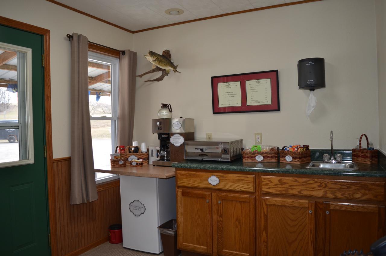 Little River Inn Motel Leon Bagian luar foto