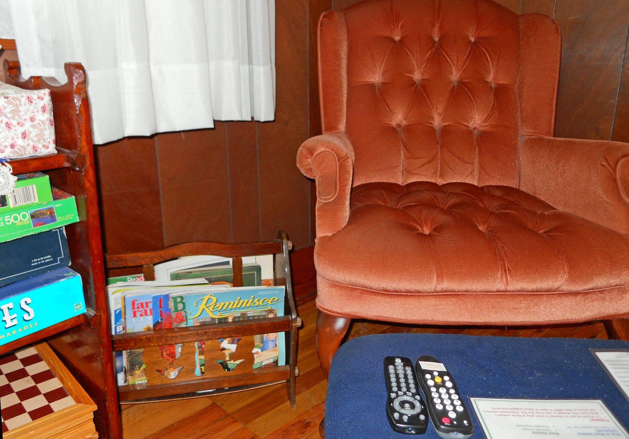Little River Inn Motel Leon Bagian luar foto
