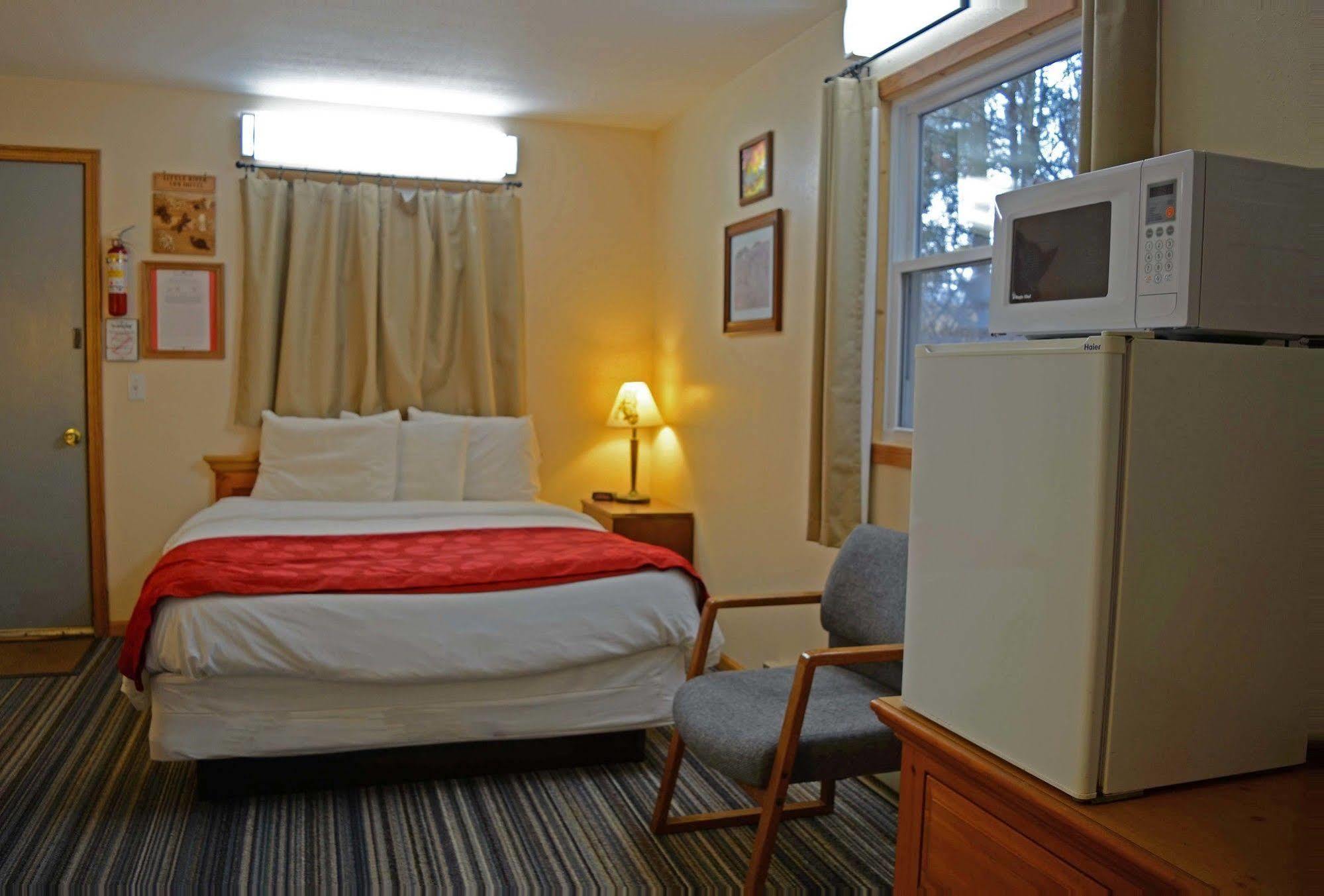 Little River Inn Motel Leon Bagian luar foto