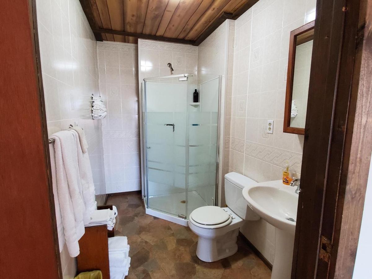 Little River Inn Motel Leon Bagian luar foto